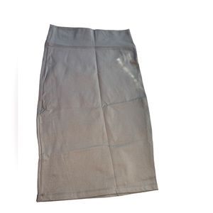 Light gray pencil skirt, long
